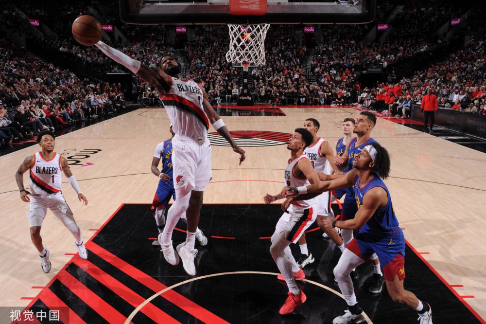 年轻中场新 年轻中场新